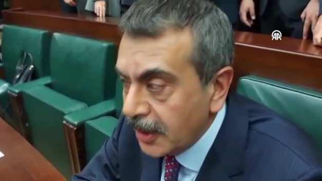 Bakan Tekin: Böyle ünvanlı birine randevu vermem Bakan Tekin: Böyle ünvanlı birine randevu vermem