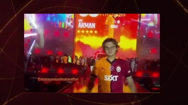 Şampiyonluk kutlamalarında yuhalanan oyuncu takımdan ayrılma kararı aldı Şampiyonluk kutlamalarında yuhalanan oyuncu takımdan ayrılma kararı aldı
