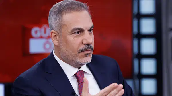 Erdoğan’ın ‘kılıç kını’ mesajı gündem olmuştu: Bakan Fidan’dan kritik yorum geldi – Son Dakika Siyaset Haberleri Erdoğan’ın ‘kılıç kını’ mesajı gündem olmuştu: Bakan Fidan’dan kritik yorum geldi – Son Dakika Siyaset Haberleri