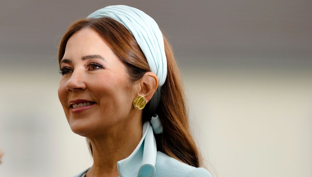 Yıllar geçtikçe daha genç görünüyor: 53 yaşındaki Danimarka Kraliçesi’nin güzellik sırrı ne? Yıllar geçtikçe daha genç görünüyor: 53 yaşındaki Danimarka Kraliçesi’nin güzellik sırrı ne?