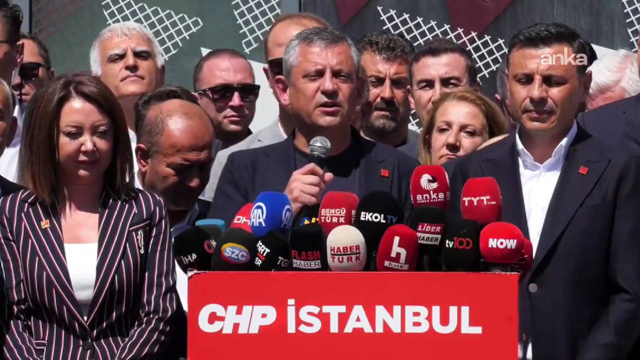 Son Dakika… Özgür Özel, CHP İstanbul İl Başkanlığı’nda konuşuyor – Son Dakika Siyaset Haberleri Son Dakika… Özgür Özel, CHP İstanbul İl Başkanlığı’nda konuşuyor – Son Dakika Siyaset Haberleri