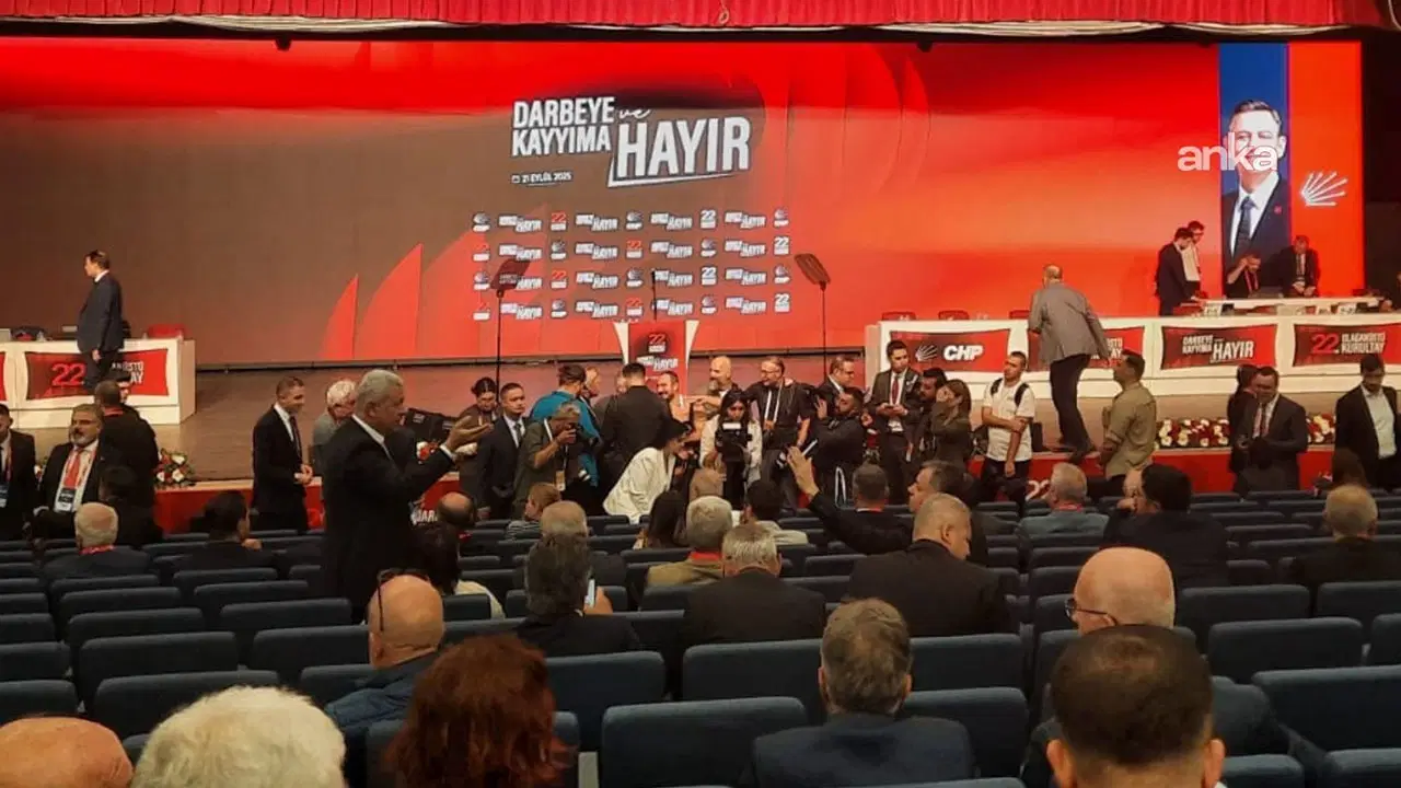 CHP 22’nci Olağanüstü Kurultayı… Divan Başkanlığı’na Grup Başkanvekili Murat Emir önerilecek – Son Dakika Siyaset Haberleri