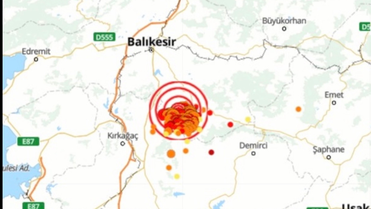 Son dakika: Balıkesir’de 5,0 büyüklüğündeki deprem korkuttu, İstanbul’u salladı Son dakika: Balıkesir’de 5,0 büyüklüğündeki deprem korkuttu, İstanbul’u salladı