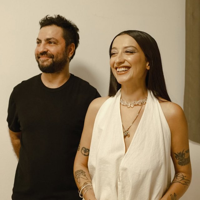 Melike Şahin & Hanao “Gelsen Ölür Müsün”