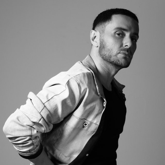 Özay Bakır “Birini Buldun Mu” Özay Bakır “Birini Buldun Mu”