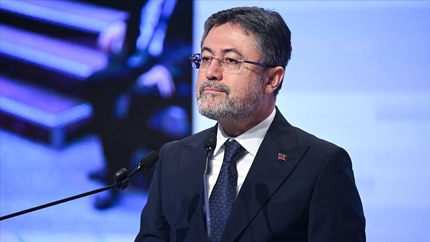 Bakan Yumaklı Barak P2 Sulama Projesi’ni duyurdu Bakan Yumaklı Barak P2 Sulama Projesi’ni duyurdu