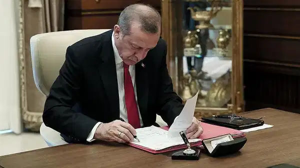 Rapor, Erdoğan’ın masasına geldi: Liselerde eğitim süresi kısalıyor! – Son Dakika Siyaset Haberleri