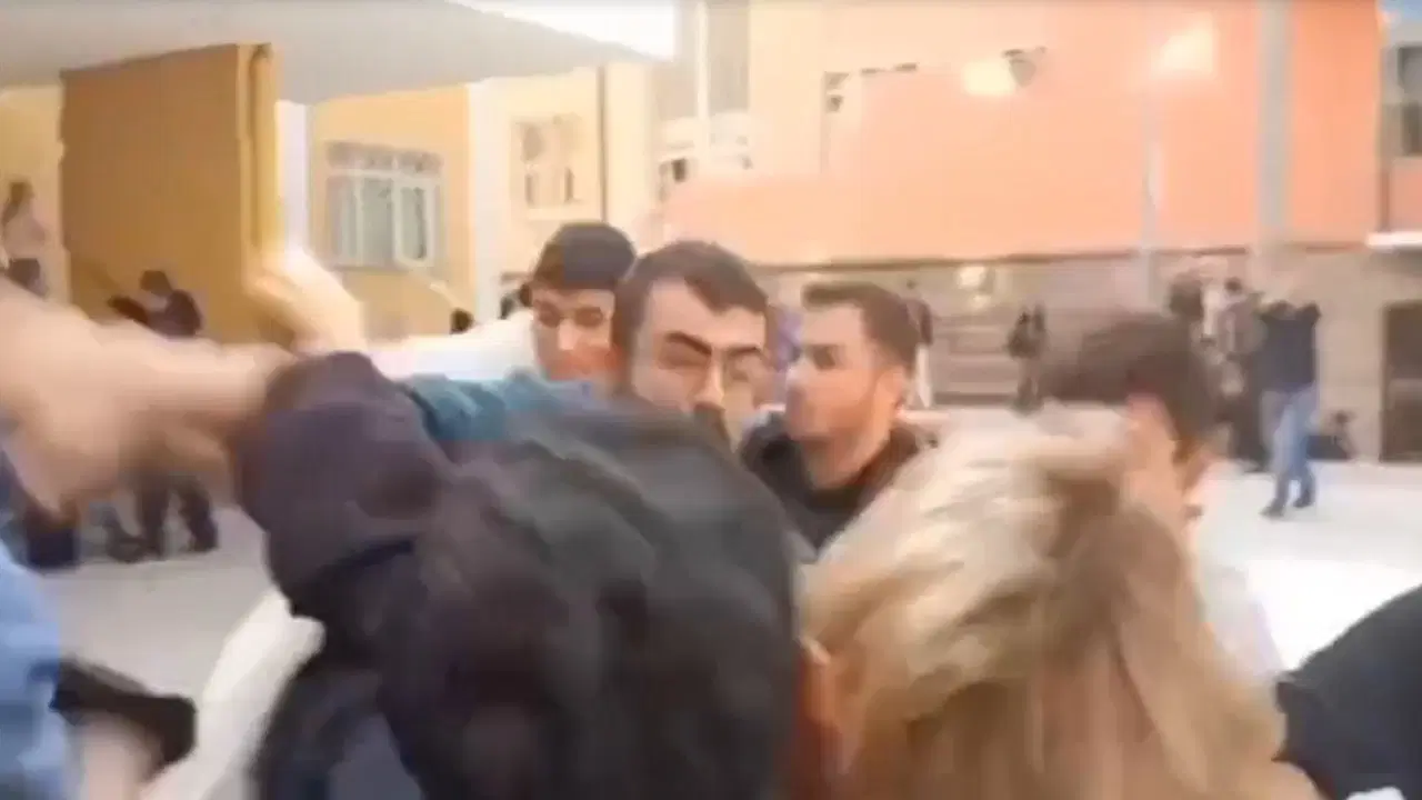 DTCF’de yemek zammı protestosuna saldırı – Son Dakika Siyaset Haberleri