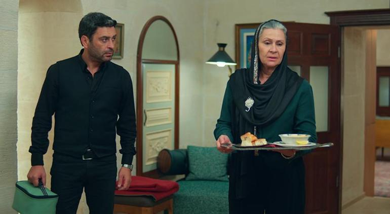 Sadakat’ten Alya’ya ‘şifa olsun’ çorbası Sadakat’ten Alya’ya ‘şifa olsun’ çorbası