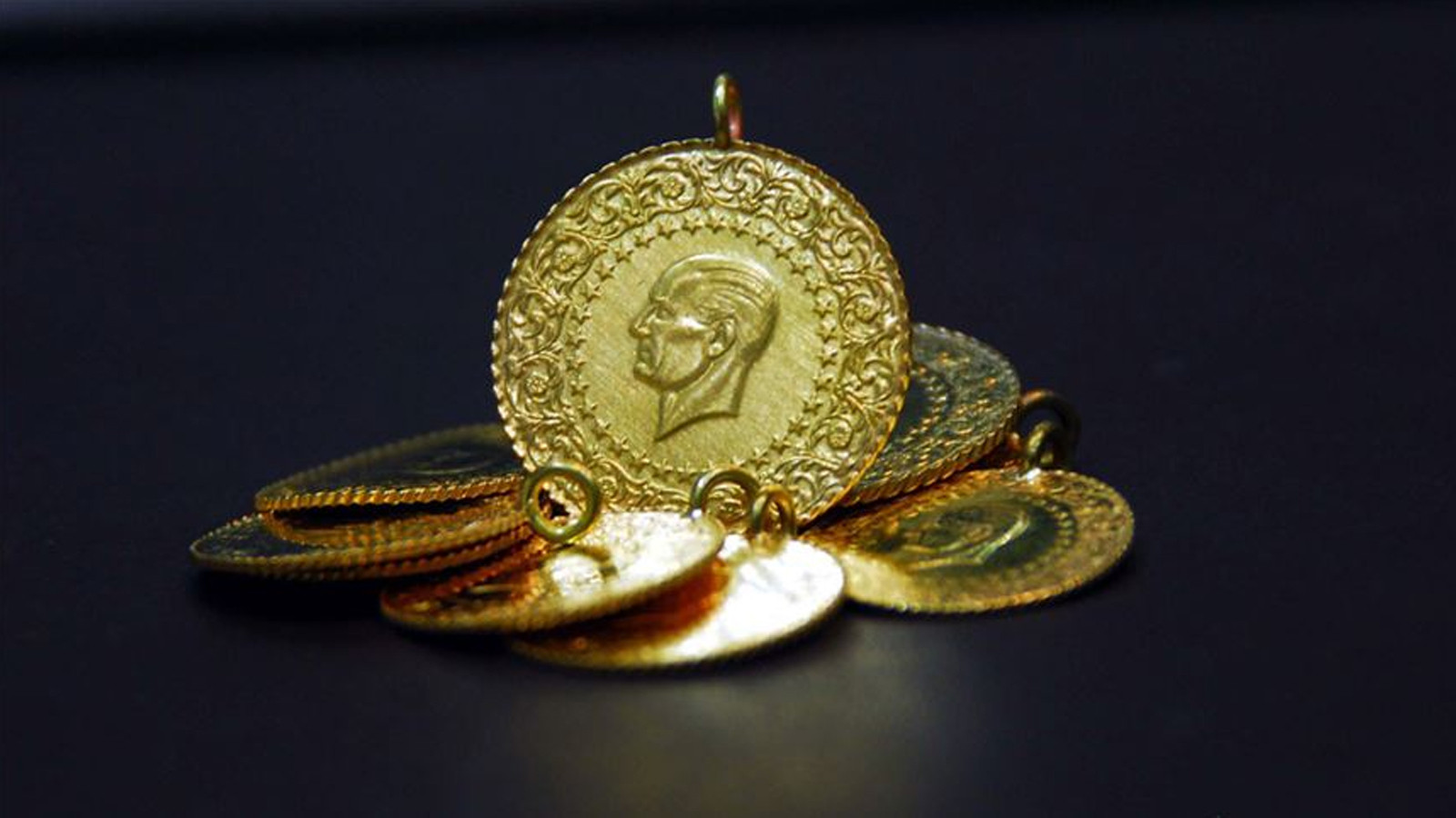 Altını düşürecek 3 senaryo: Uzmanlar yükselişin nasıl duracağını anlattı