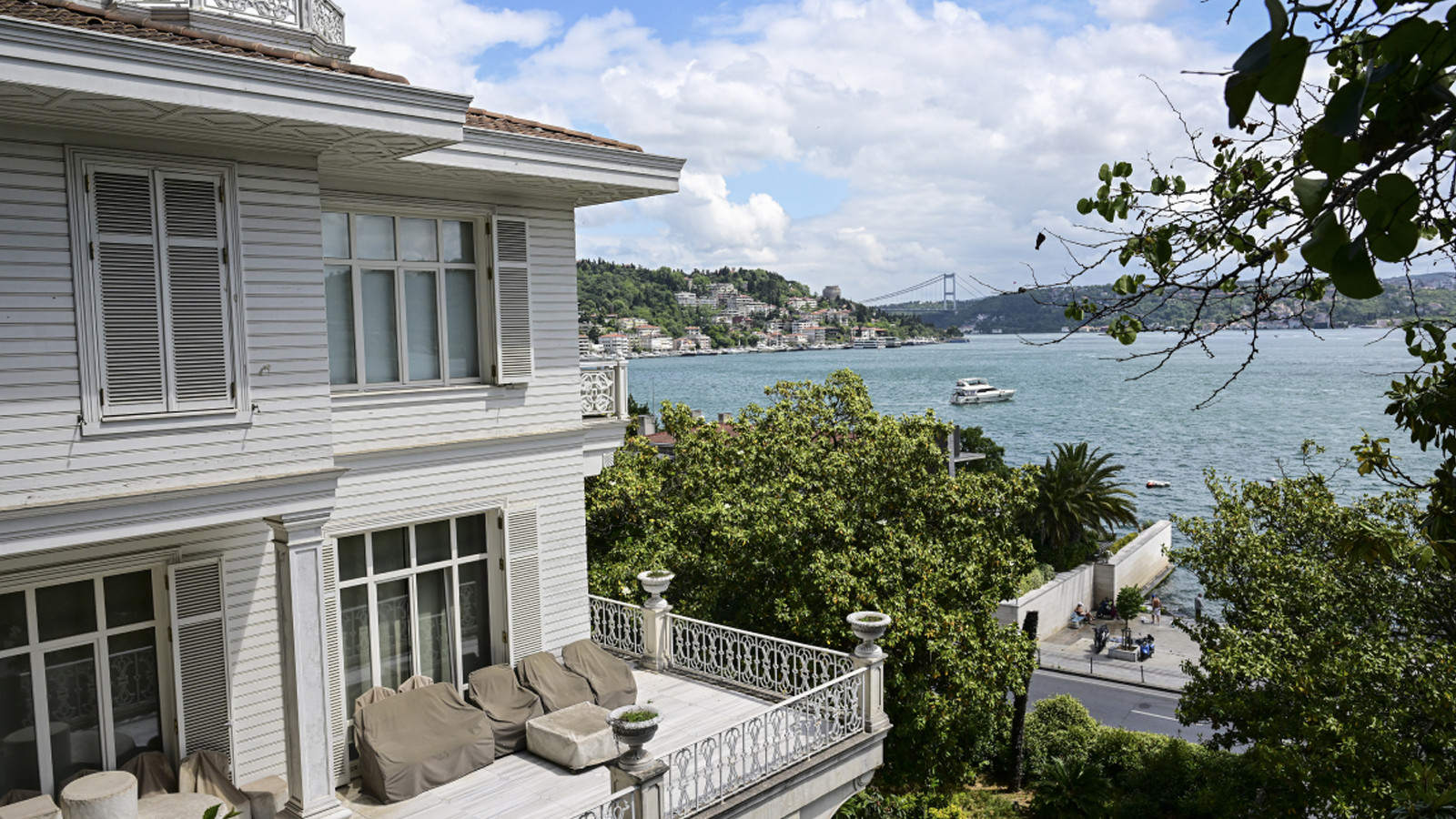 Beyaz Köşk’ü satın alan milyarder belli oldu