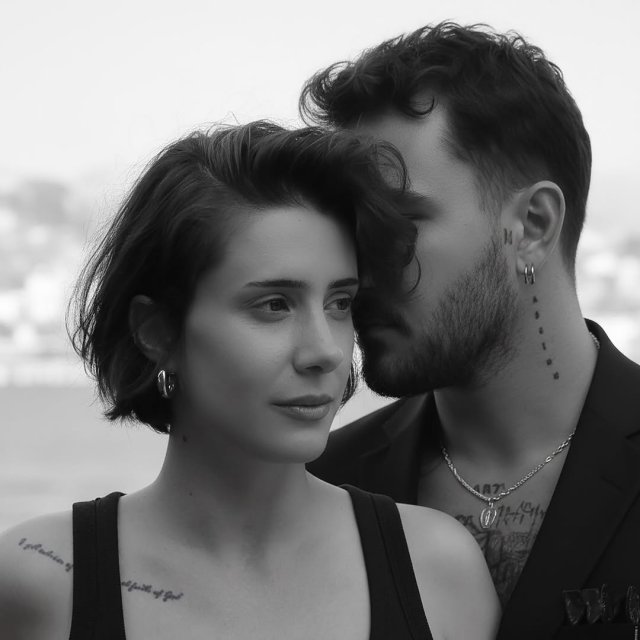 Hande Mehan & Çağan Şengül “Ne Söylesen İnanırım” Hande Mehan & Çağan Şengül “Ne Söylesen İnanırım”