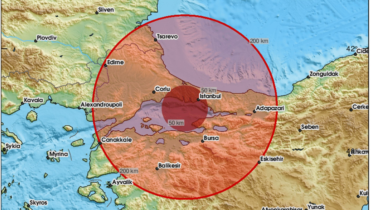 Balıkesir Sındırgı’da 6,1’lik deprem İstanbul’u korkuttu