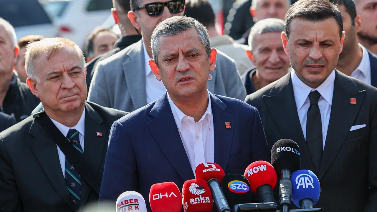 Özgür Özel’den ’29 Ekim Resepsiyonu’ yanıtı: Cumhur İttifakı’nın çatlaklarıyla da ben uğraşmayayım – Son Dakika Siyaset Haberleri Özgür Özel’den ’29 Ekim Resepsiyonu’ yanıtı: Cumhur İttifakı’nın çatlaklarıyla da ben uğraşmayayım – Son Dakika Siyaset Haberleri