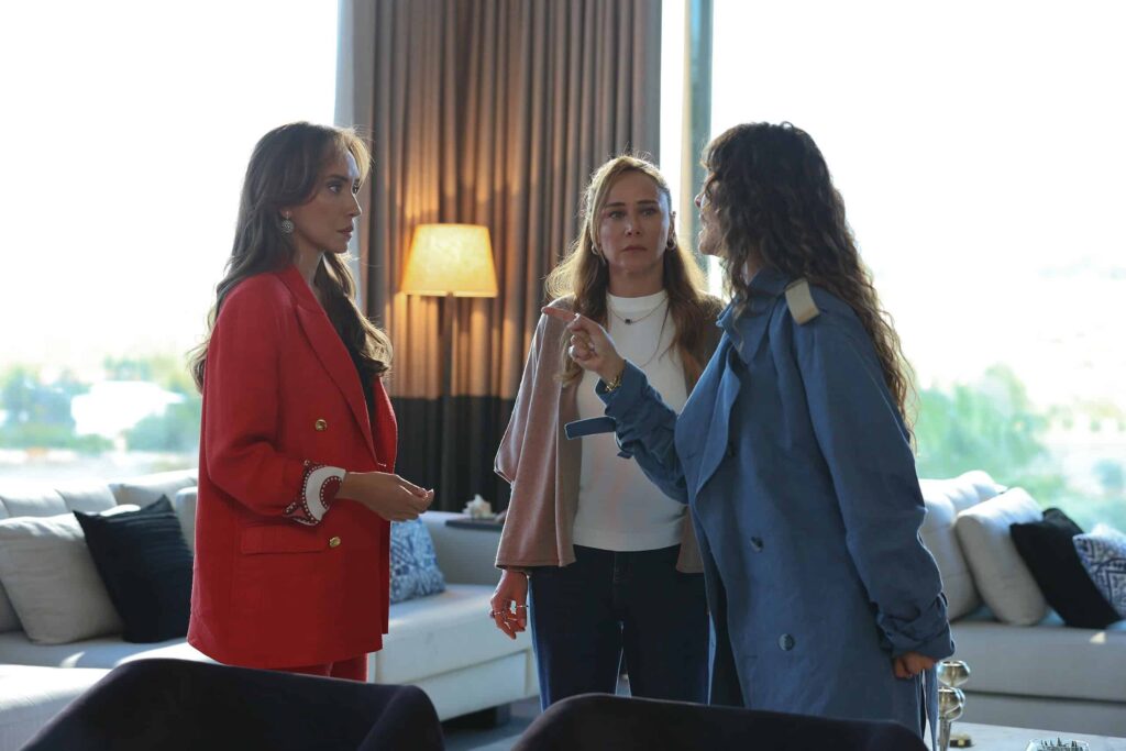 Ben Leman 5. Bölümde çocukların kullandığı tekne fırtınada battı! Seher, Leman’ın doğum günü için sürpriz hazırladı! Ben Leman 5. Bölümde çocukların kullandığı tekne fırtınada battı! Seher, Leman’ın doğum günü için sürpriz hazırladı!