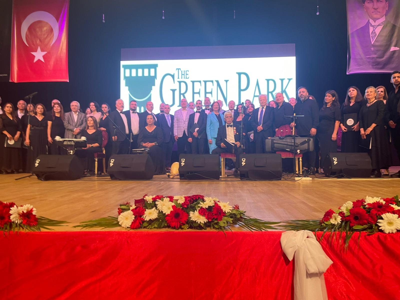 Adil Üstündağ’ın başarı hikayesi okuyucuyla buluştu