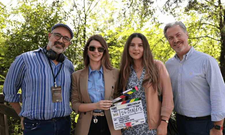 Beren Saat 12 Yıl Aradan Sonra Beyaz Perdede Beren Saat 12 Yıl Aradan Sonra Beyaz Perdede