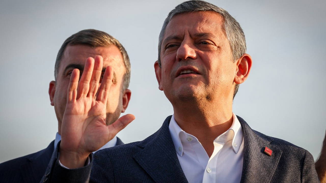 Özgür Özel’den, Erdoğan’a ‘Fetret Devri’ yanıtı: ‘İstanbul seçimlerini yenileyelim, Erdoğan aday olsun, kendine güveniyorsa hodri meydan!’ – Son Dakika Siyaset Haberleri Özgür Özel’den, Erdoğan’a ‘Fetret Devri’ yanıtı: ‘İstanbul seçimlerini yenileyelim, Erdoğan aday olsun, kendine güveniyorsa hodri meydan!’ – Son Dakika Siyaset Haberleri