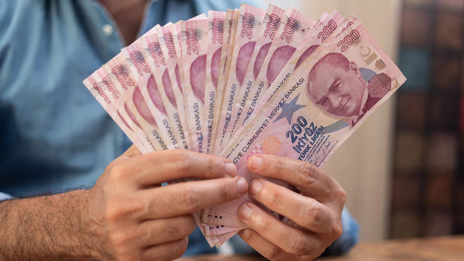 Emekli Maaşları İçin Seyyanen Zam Talebi Gündemde