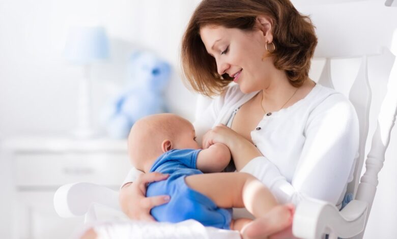 Dilara Koçak’tan Emziren Anneler İçin Beslenme Önerileri