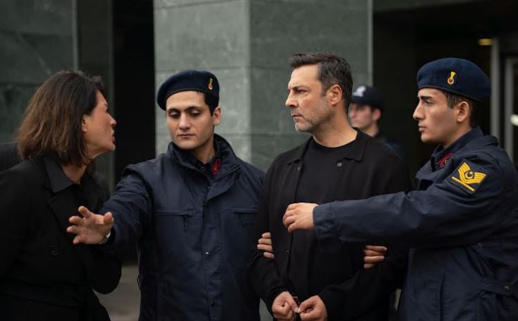 Kızılcık Şerbeti dizisi 111. yeni bölümde Ömer tutuklanıyor! Kızılcık Şerbeti dizisi 111. yeni bölümde Ömer tutuklanıyor!