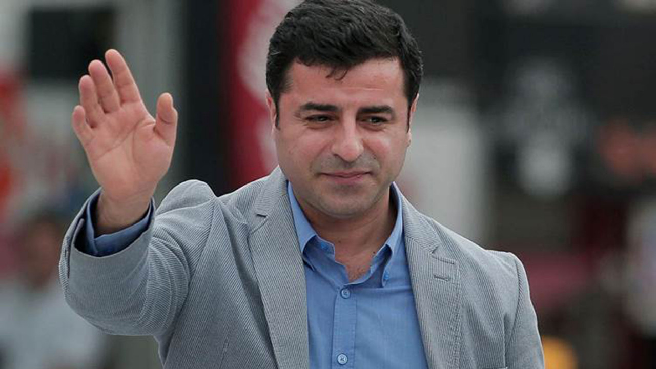 Ahmet Hakan, Demirtaş’ın önerilerini çocuksu buldu Ahmet Hakan, Demirtaş’ın önerilerini çocuksu buldu